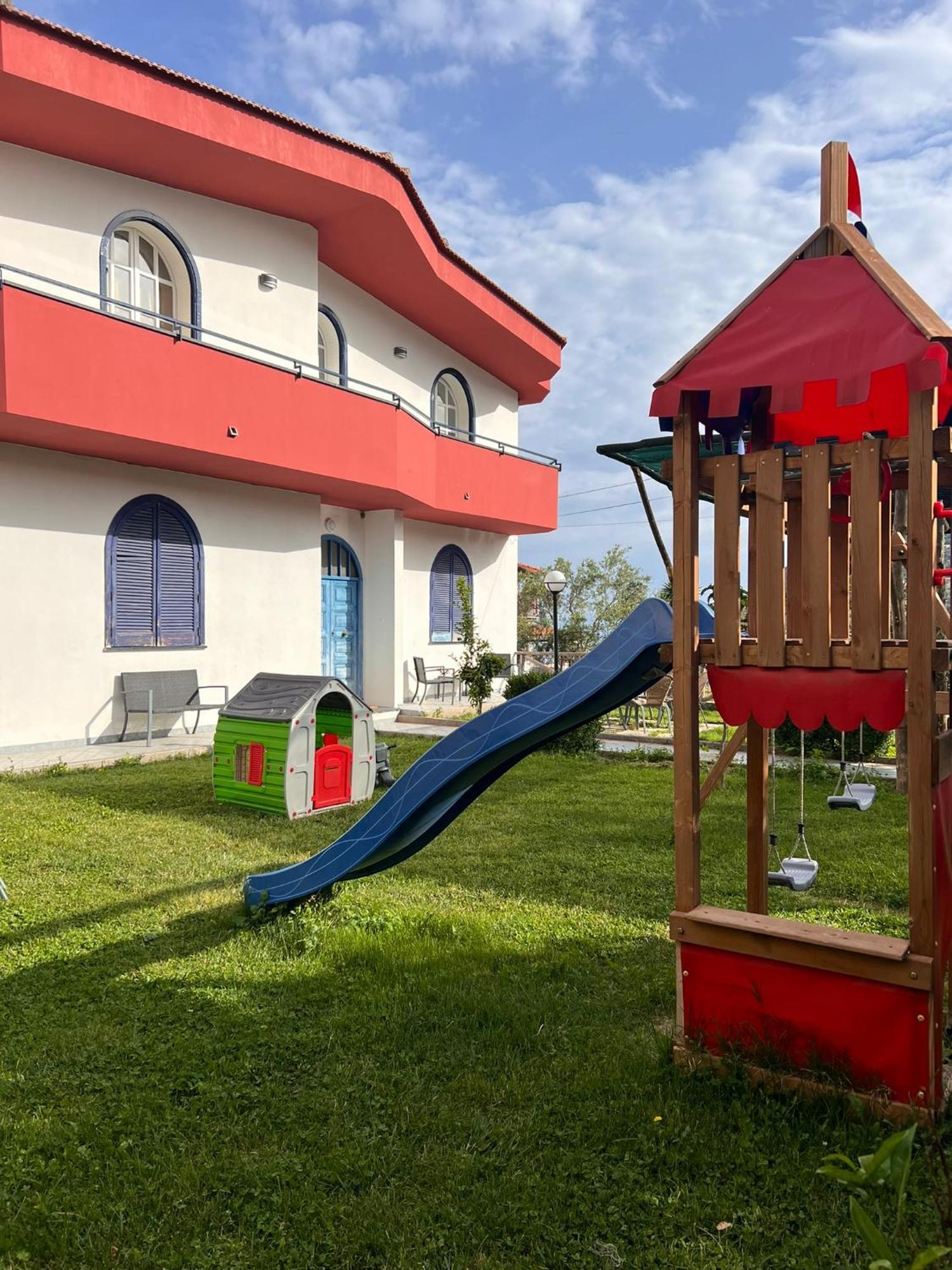 Villa Somma Apartments Pimonte Εξωτερικό φωτογραφία